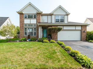 823 S Sienna Dr, Round Lake, IL 60073