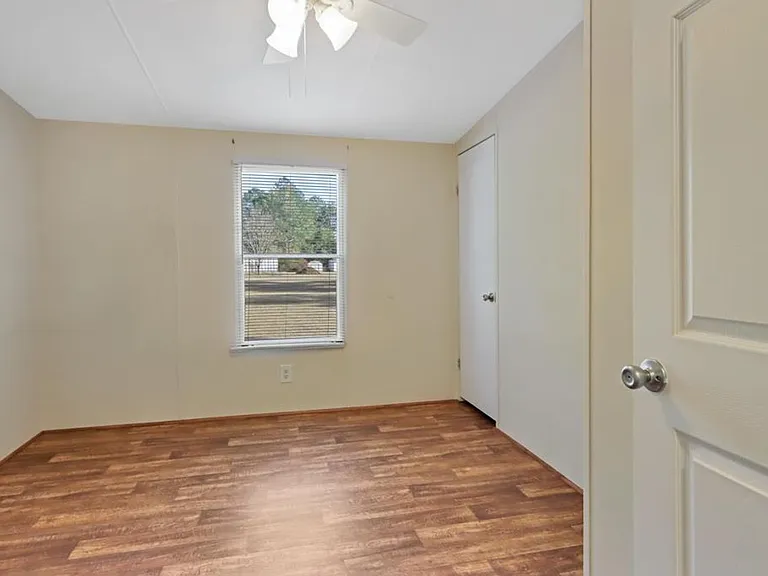 317 Baby Ln — Photo 5