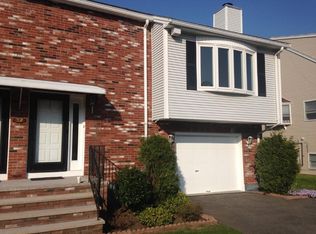 32 Philomena Ave, Revere, MA 02151