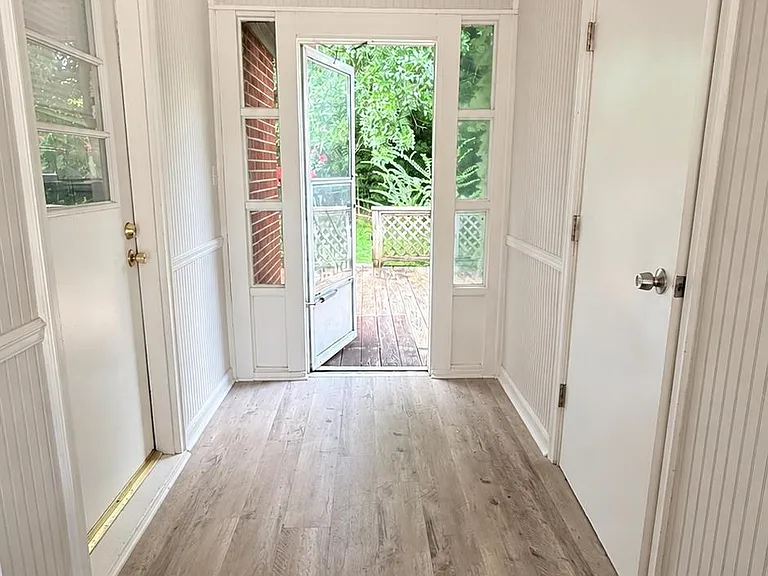 1908 Stevens Dr NE — Photo 21