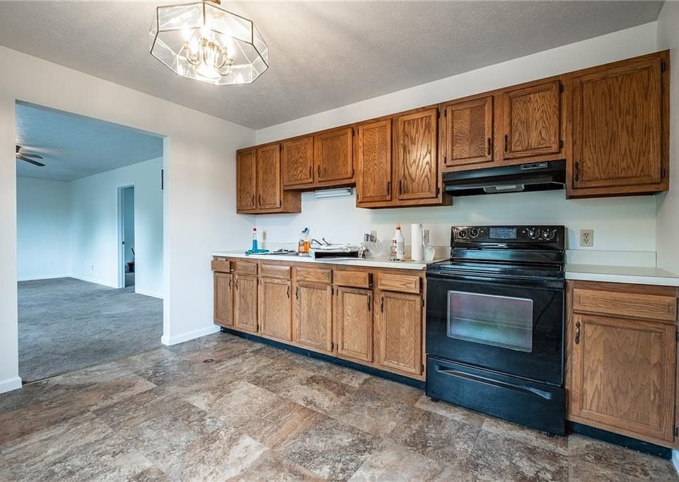 1805 18th Street 1807 1805 18th St Columbus IN Zillow