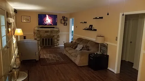 9311 Caroline Ave Photo 1