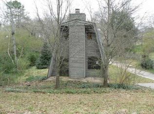 120 Westwood Dr, Athens, GA 30606