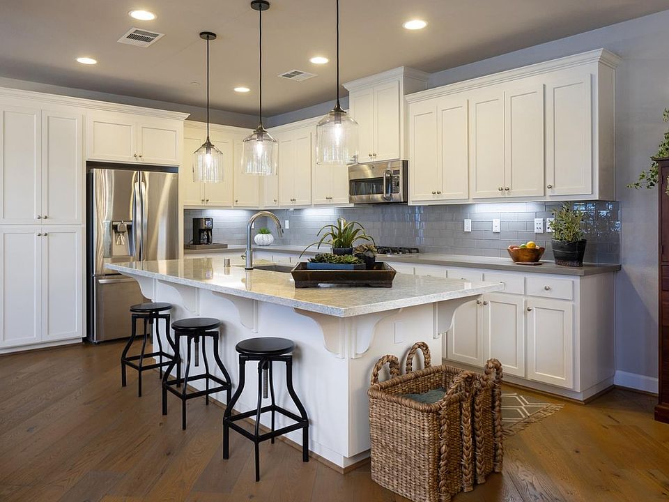 230 9th St, Marina, CA 93933 Zillow