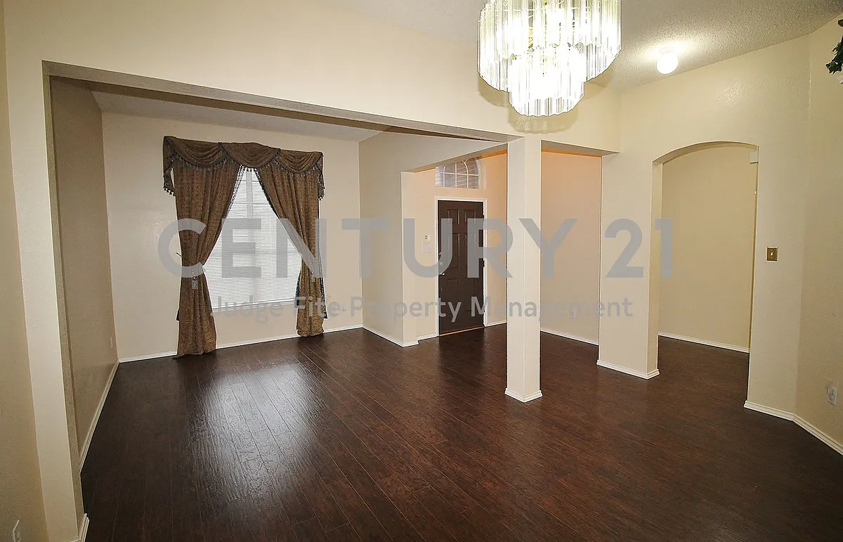 Building Photo - 1507 Goodwin Dr