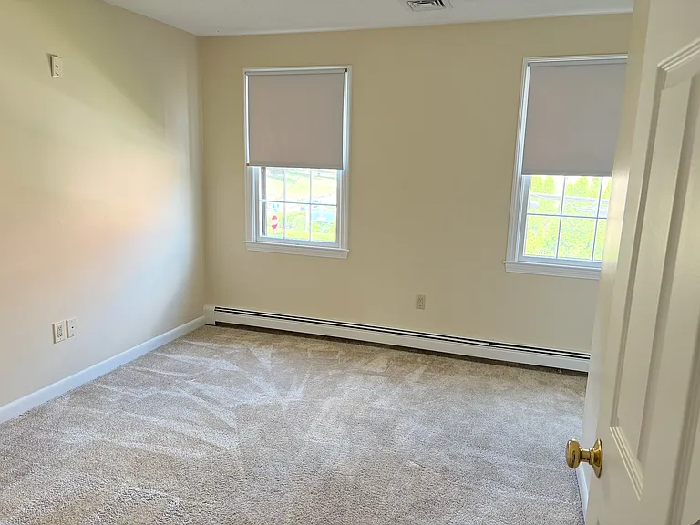 7 Oak St #5 — Photo 20