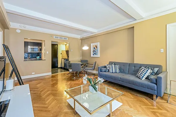 Rented by Brown Harris Stevens | media 6