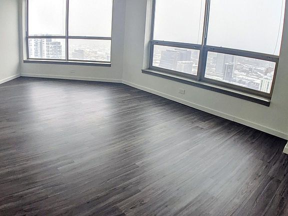 4th image of 603 W Madison St #1-4910