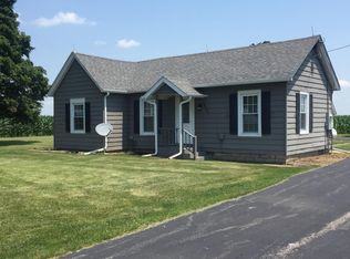 9230 Middle Rd, Morris, IL 60450