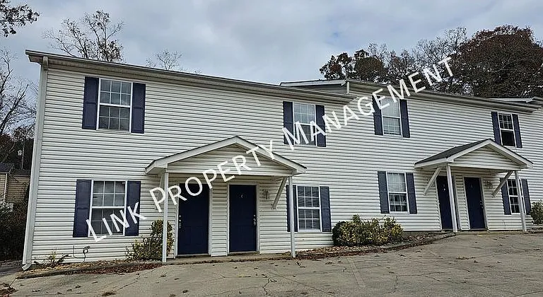 1106 Carline Rd #D — Photo 1