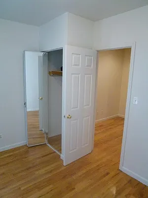 Rented by Chartwell Manhattan Realty | media 4