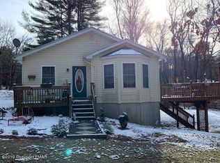742 Quill Ct, Stroudsburg, PA 18360