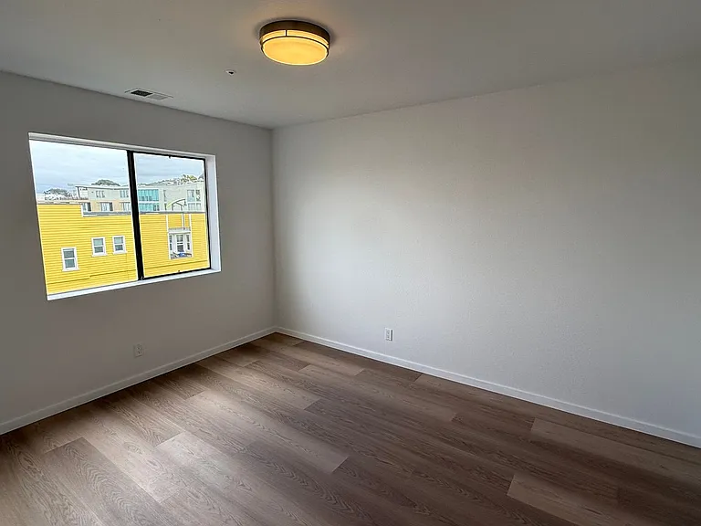 RC - 1630 Oakdale, Ave., San Francisco, CA, 94124 — Photo 55