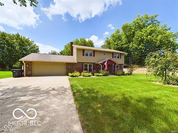3rd image of 1829 Edward Ln