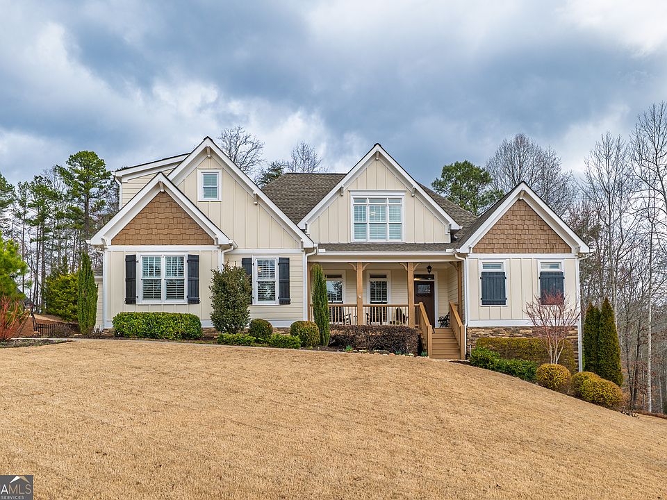 1st image of 132 Chestnut Oak Ln