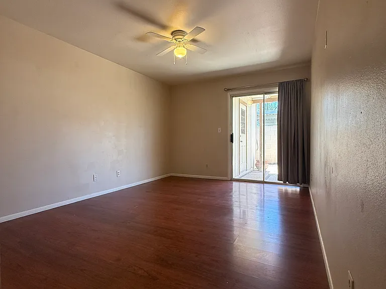 2231 W Fremont Dr — Photo 23