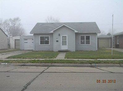 1st image of 1914 W 1st St