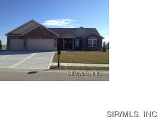 5913 Willow Oak Ln, Waterloo, IL 62298