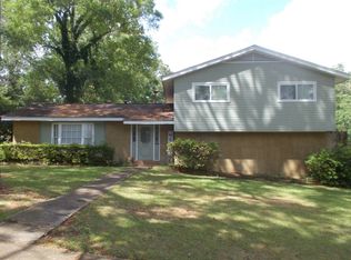 351 Grove Park Dr, Montgomery, AL 36109