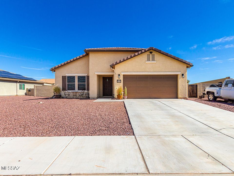 1st image of 34669 S Presidio Pl