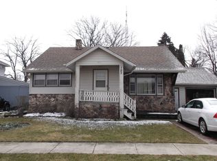 702 W Park St, Harvard, IL 60033
