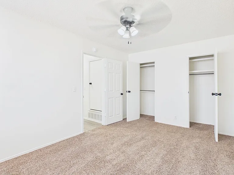 1929 Howard Dr — Photo 16