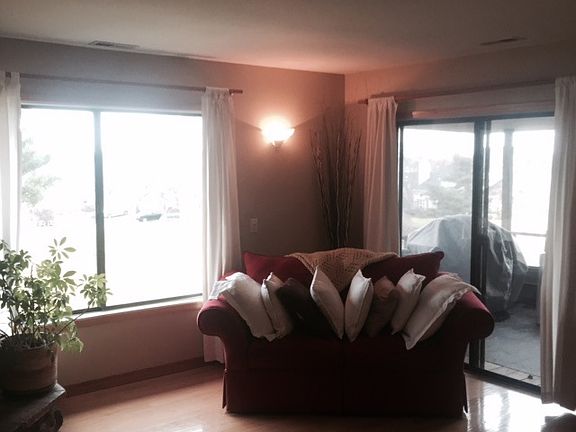 2nd image of 1365 N Sterling Ave #204A