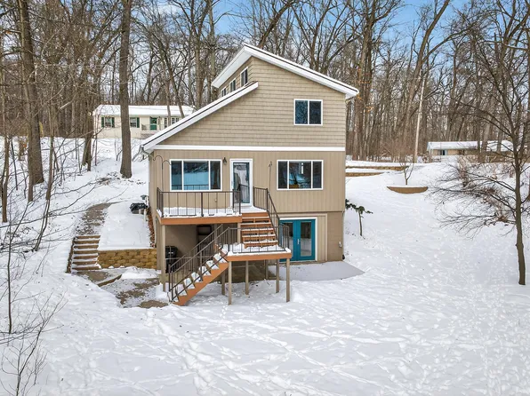 253 Westshore Dr, Jerome, MI 49249