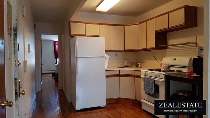 Rented by ZealEstate Group Inc | media 39