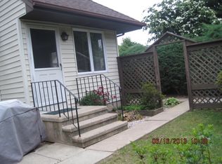 22-3 Arthur Dr, South Windsor, CT 06074