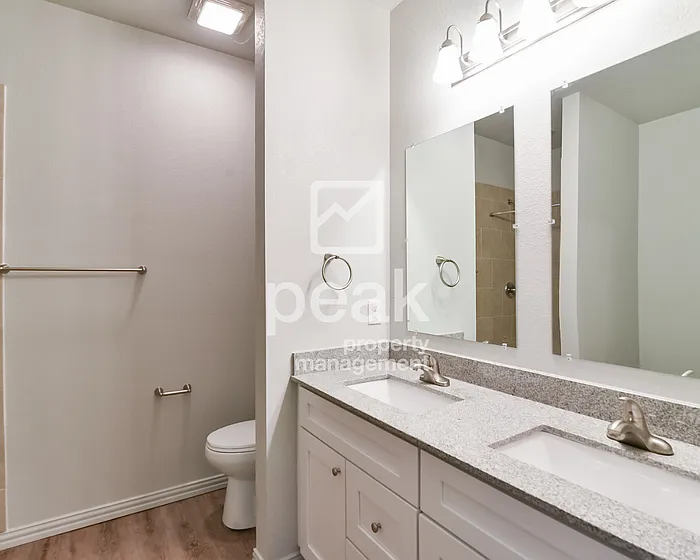 1555 Milam St — Photo 20