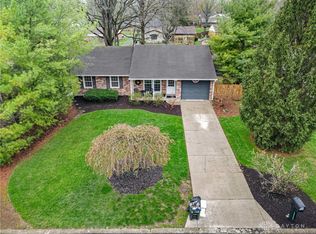 4327 Bellemeade Dr, Bellbrook, OH 45305
