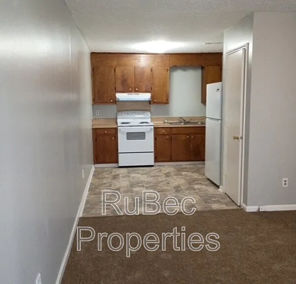 458 S Weldon St — Photo 3