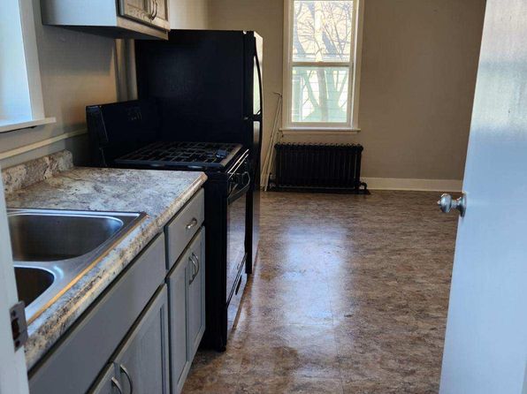 129 Parade St #3, Erie, PA 16507