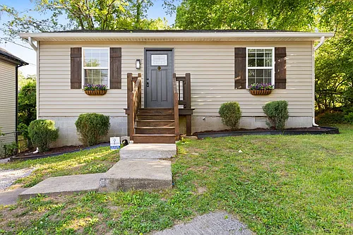1206 Cedar St Photo 1
