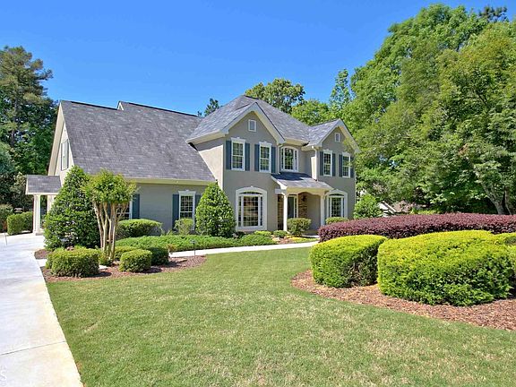 2nd image of 103 Interlochen Dr