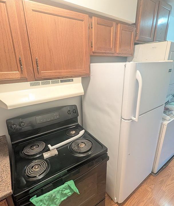 1st image of 110 Mill St APT 5