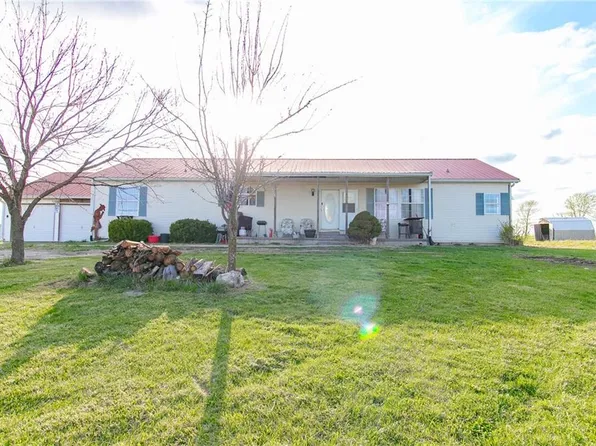 158 NW 1401st Rd, Holden, MO 64040