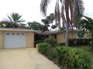 9220 Crabtree Ln, Port Richey, FL 34668