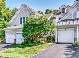 18 Polo Club Rd, Far Hills, NJ 07931