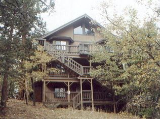 881 Santa Barbara Ave, Sugarloaf, CA 92386