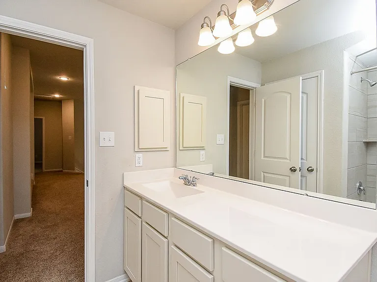 4442 Buentello Dr — Photo 11