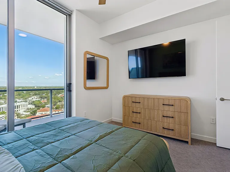 400 Central Ave #2102 — Photo 29