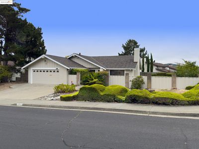 4800 Full Moon Dr, Richmond, CA, 94803