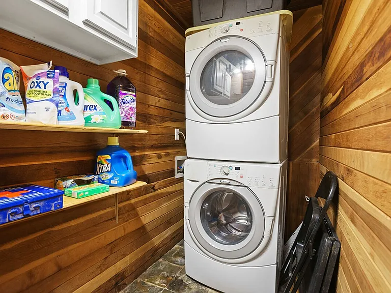 Laundry Room Cabinet