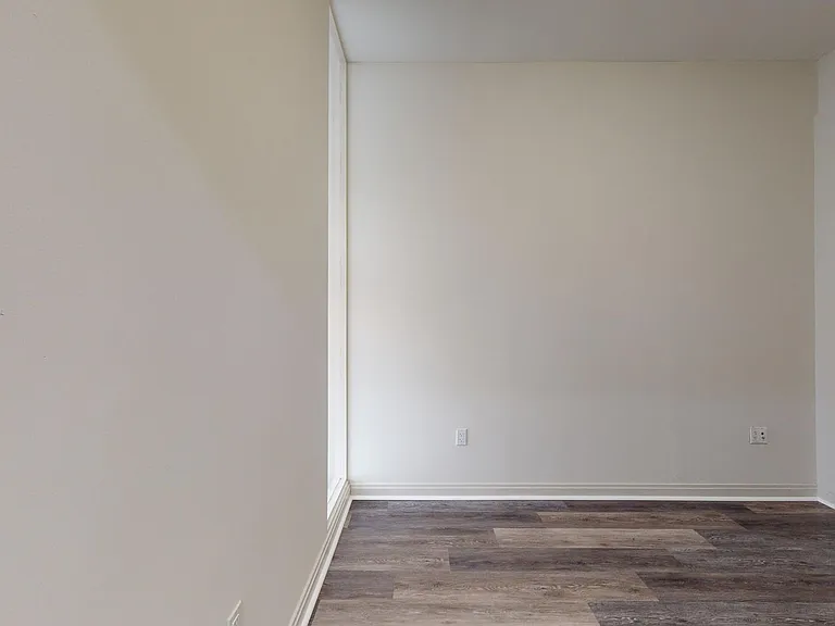 Eleven55 Ripley — Photo 78