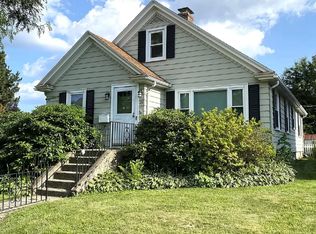 24.5 Devens Rd, Worcester, MA 01606