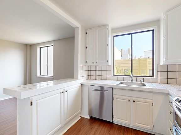 4th image of 1860 Jackson St APT 102