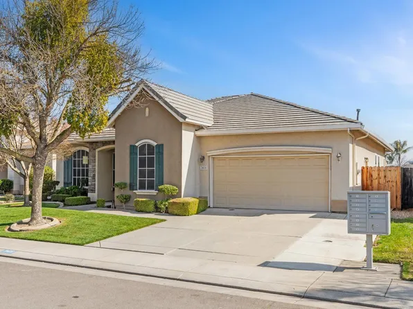 3416 Summer Dr, Modesto, CA 95355