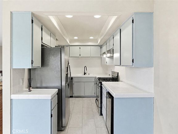 3rd image of 1822 Garvey Ave APT 8